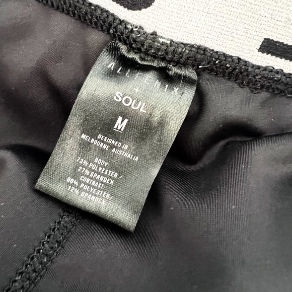 All Fenix X SoulCycle Colour Blocked Soul Leggings | Medium | Black/Yellow - Picture 16 of 16